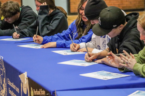 Chiloquin Signing Day - Photo Number 12