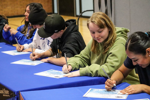 Chiloquin Signing Day - Photo Number 13