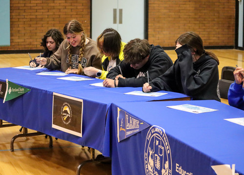 Chiloquin Signing Day - Photo Number 14
